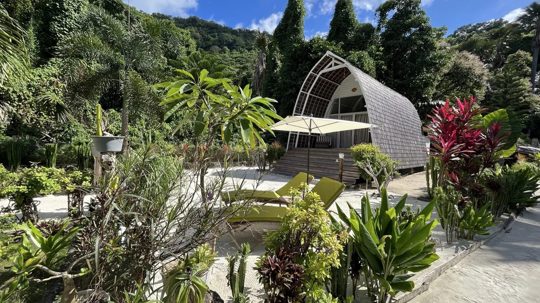 Villa côté jardin du Pearl Beach Cottage